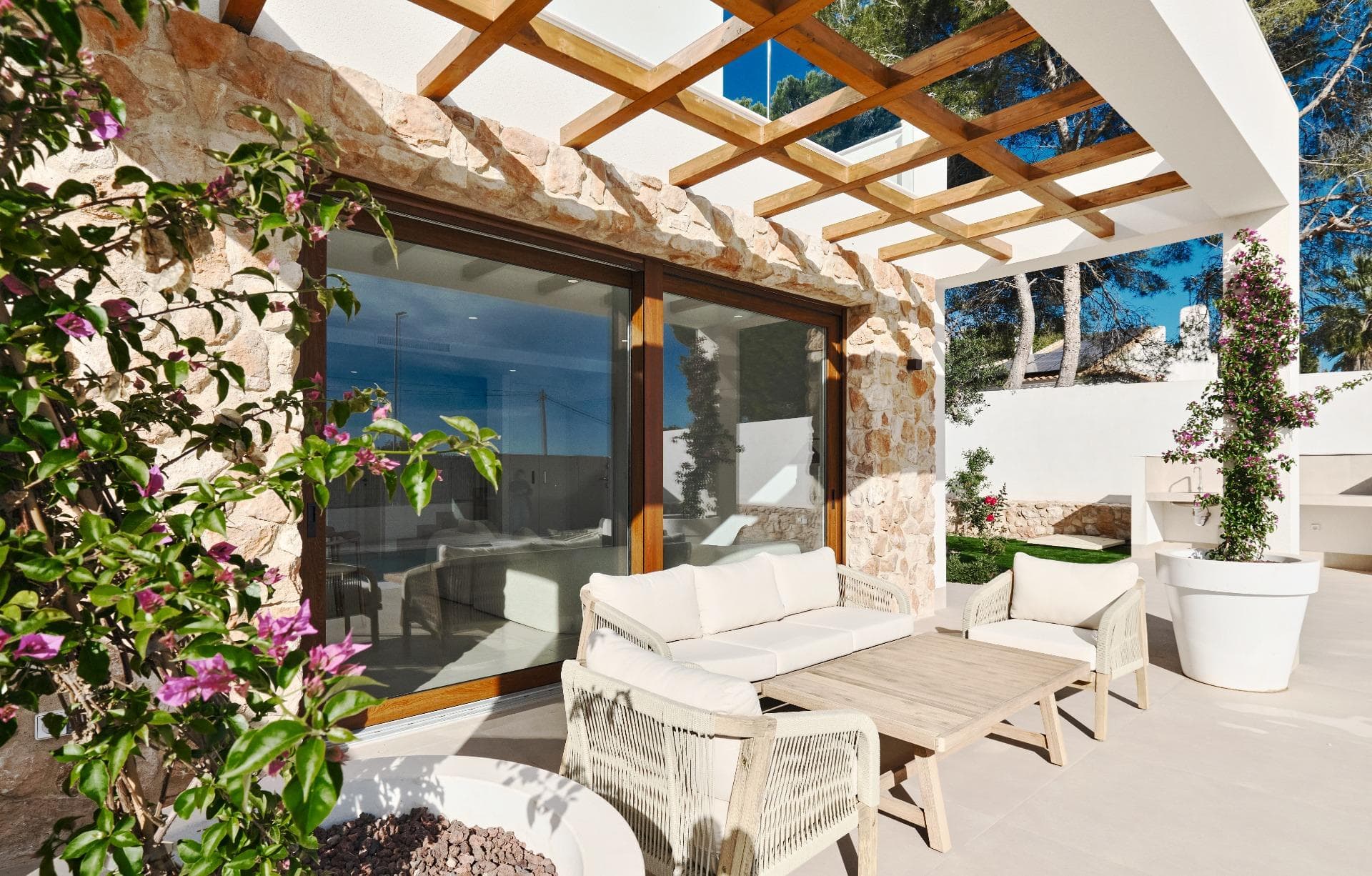 Luxusvilla mit 3 Schlafzimmern und privatem Pool in Orihuela Costa Diese wunderschöne Vill Vorschau 2