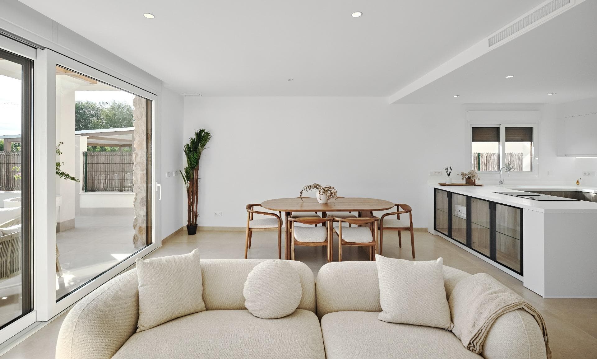 Luxusvilla mit 3 Schlafzimmern und privatem Pool in Orihuela Costa Diese wunderschöne Vill Vorschau 5