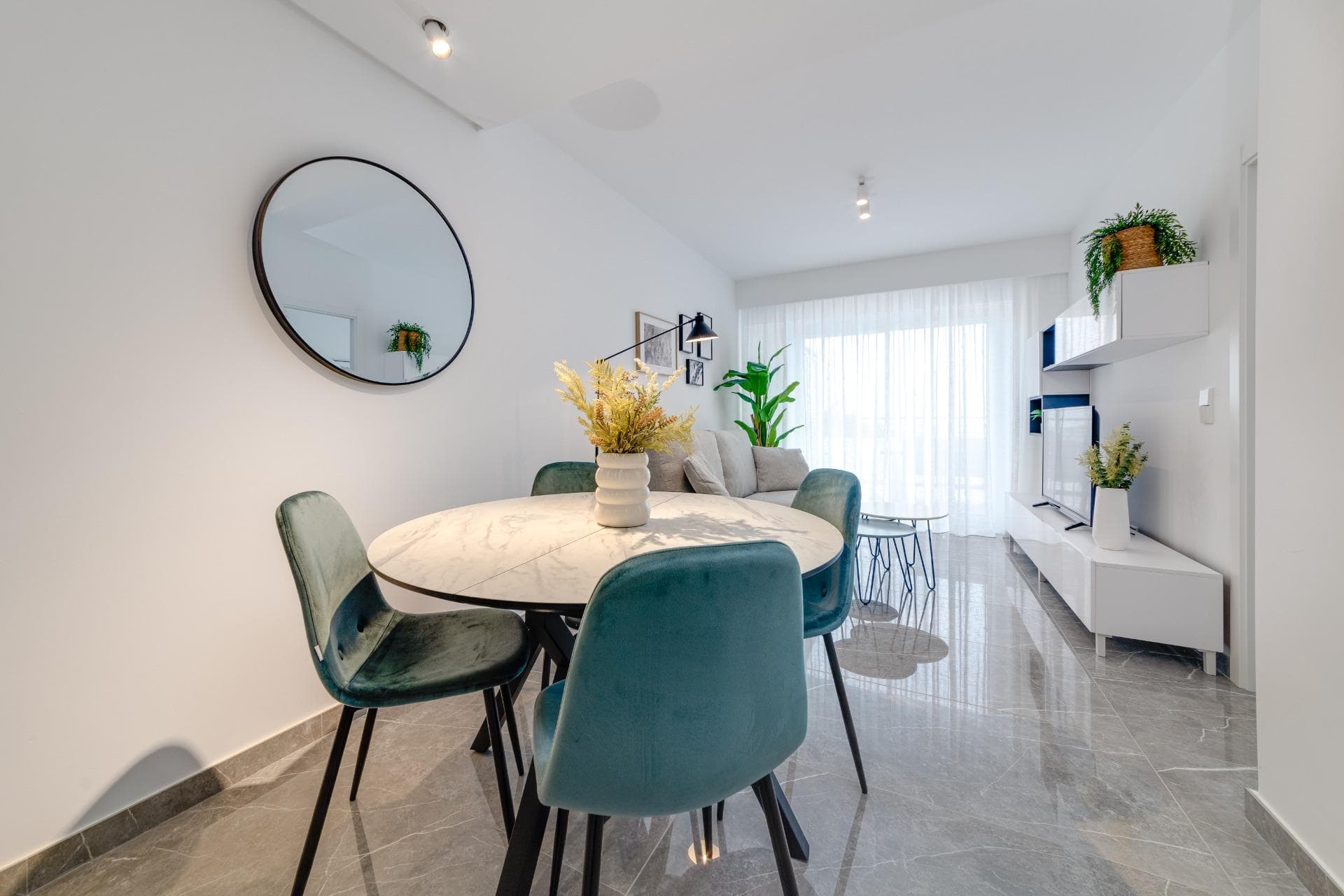 WOHNHAUS MIT MEERBLICK UND GROßEN TERRASSEN Vorschau 4