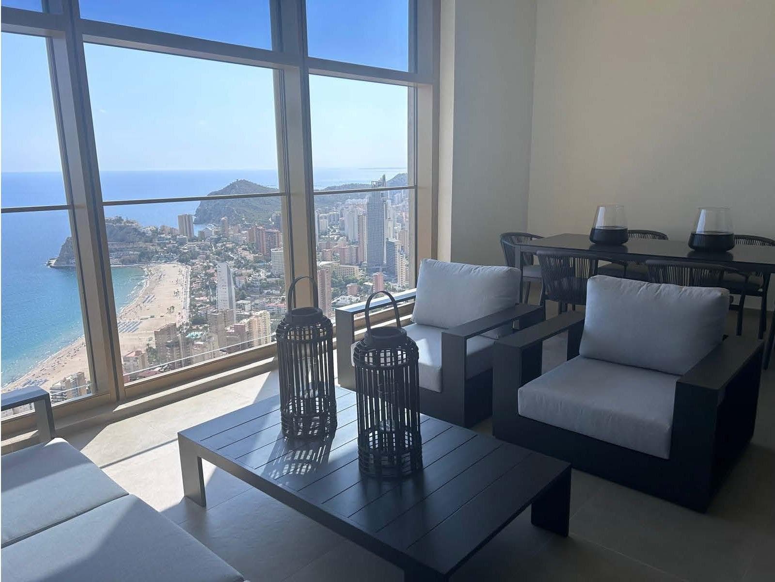 Penthouse mit 2 Schlafzimmern in ikonischem Gebäude mit spektakulärer Aussicht (Benidorm)  Vorschau 4