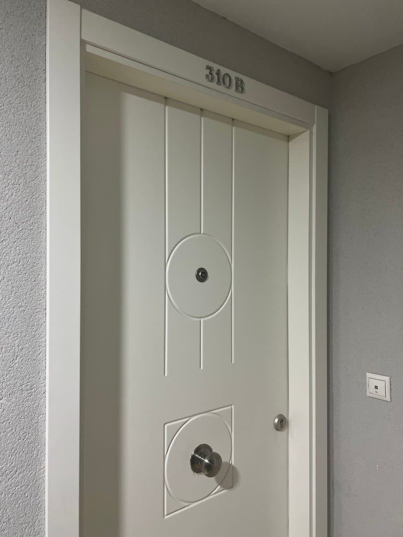 SCHÖNE PENTHÄUSER MIT MEERBLICK IN CALPE Wunderschöne Wohnungen in der ersten Reihe des St Vorschau 2