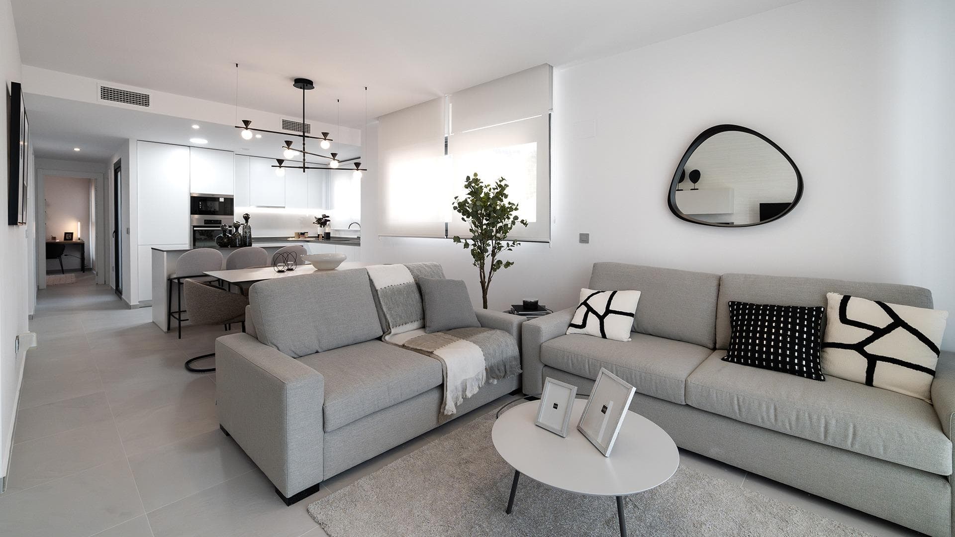 NEU GEBAUTE WOHNANLAGE IN BENIDORM Neubau eines Wohnkomplexes mit 108 Wohnungen und Penthä Vorschau 5