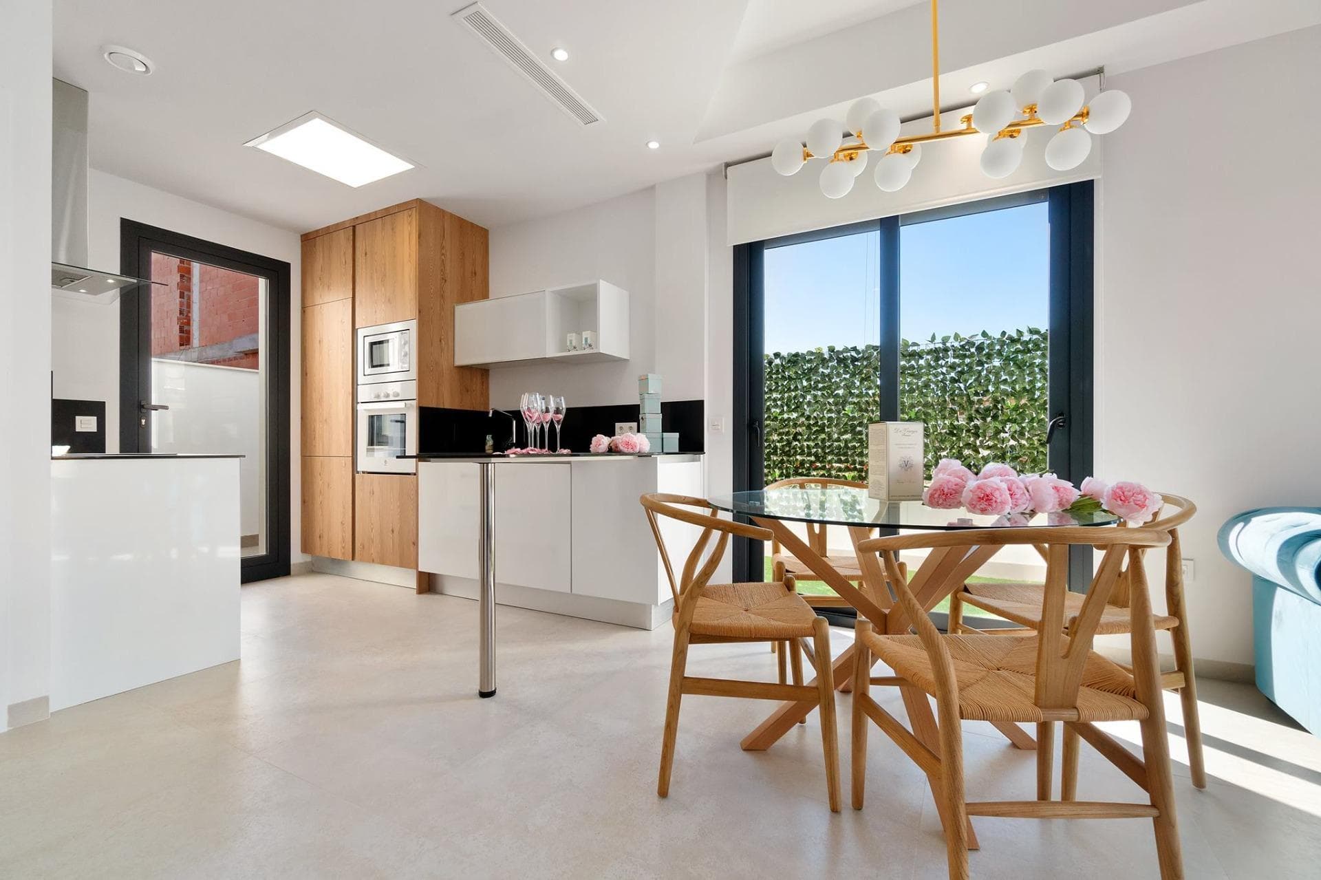 EINSTÖCKIGE NEUGEBAUTE VILLA IN LOS MONTESINOS Neubauprojekt in Los Montesinos, in einer p Vorschau 4