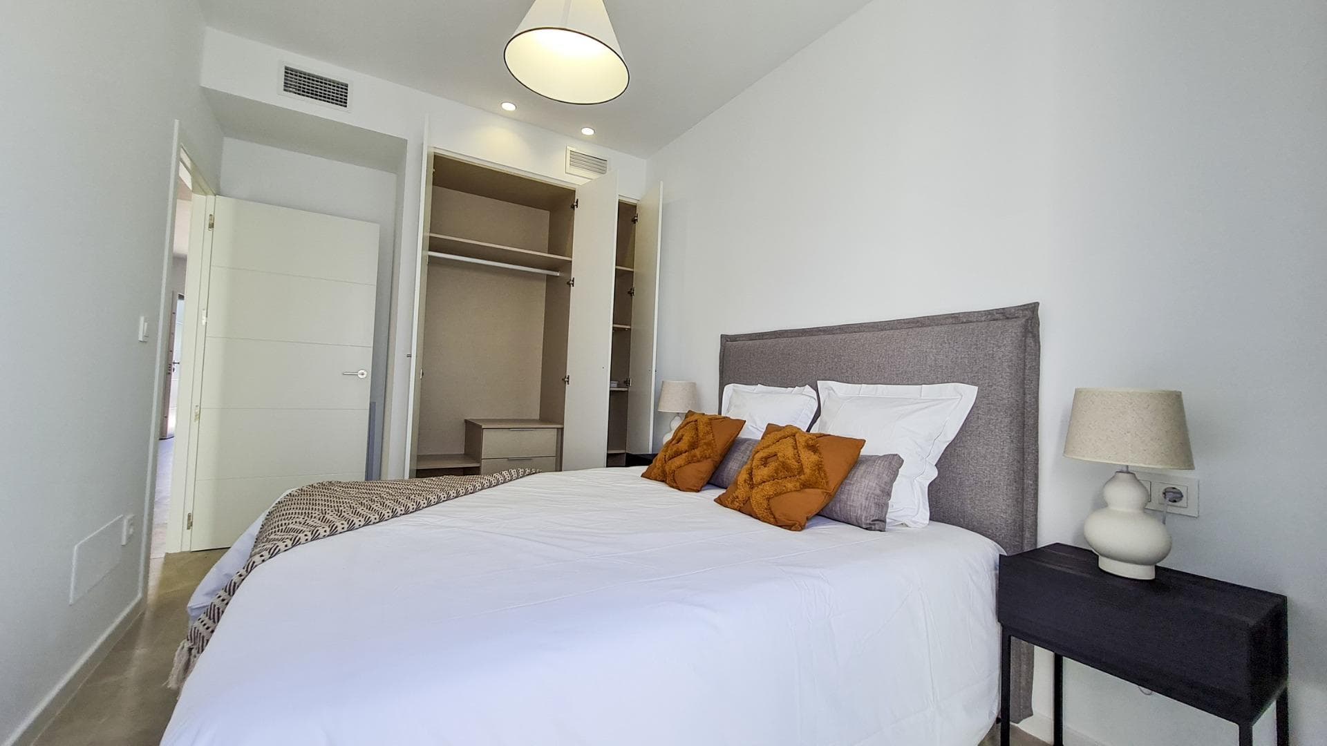 3 SCHLAFZIMMER VILLA ZU VERKAUFEN AN SAN PEDRO DEL PINATAR Neues Projekt mit Villen und Re Vorschau 5