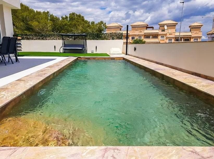 Exklusive Neubau-Wohnanlage in Orihuela Costa Privilegierte Lage im Herzen der Costa Blanc Vorschau 3