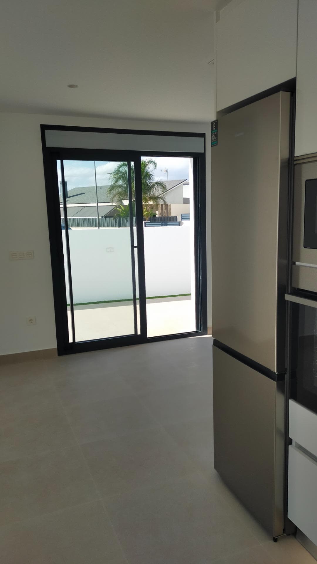 Freistehende Villa mit 3 Schlafzimmern und privatem Pool in Daya Nueva (Alicante) Moderne  Vorschau 5