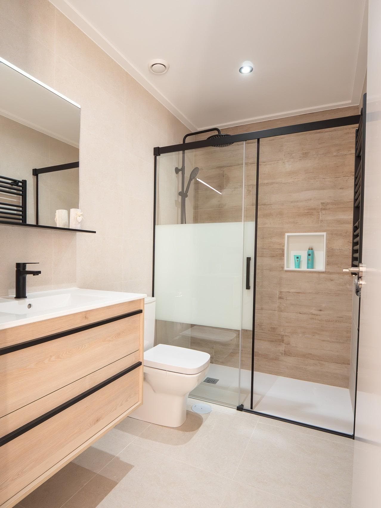 Doppelhaushälfte mit 3 Schlafzimmern, privatem Pool und Solarium in San Fulgencio (Alicant Vorschau 6