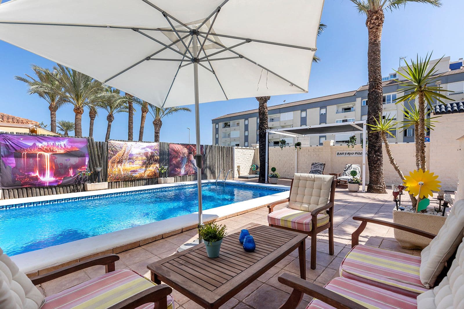 Te presentamos esta magnífica vivienda unifamiliar ubicada en una de las zonas más codicia Vorschau 5