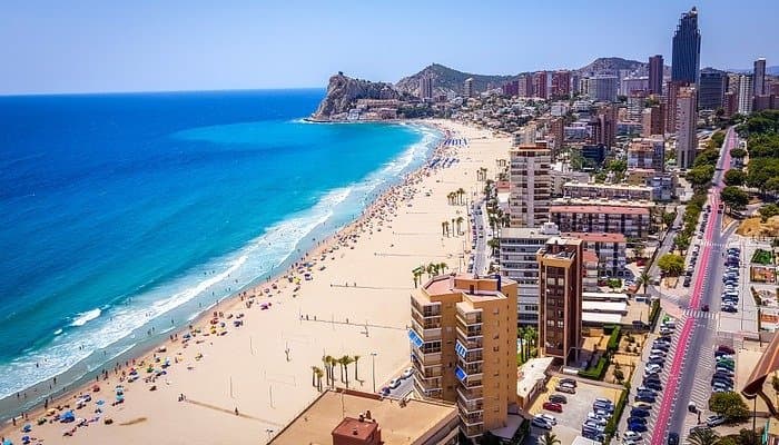 3-Schlafzimmer-Villa auf einer Etage mit privatem Pool und Keller in Finestrat zu verkaufe Vorschau 6