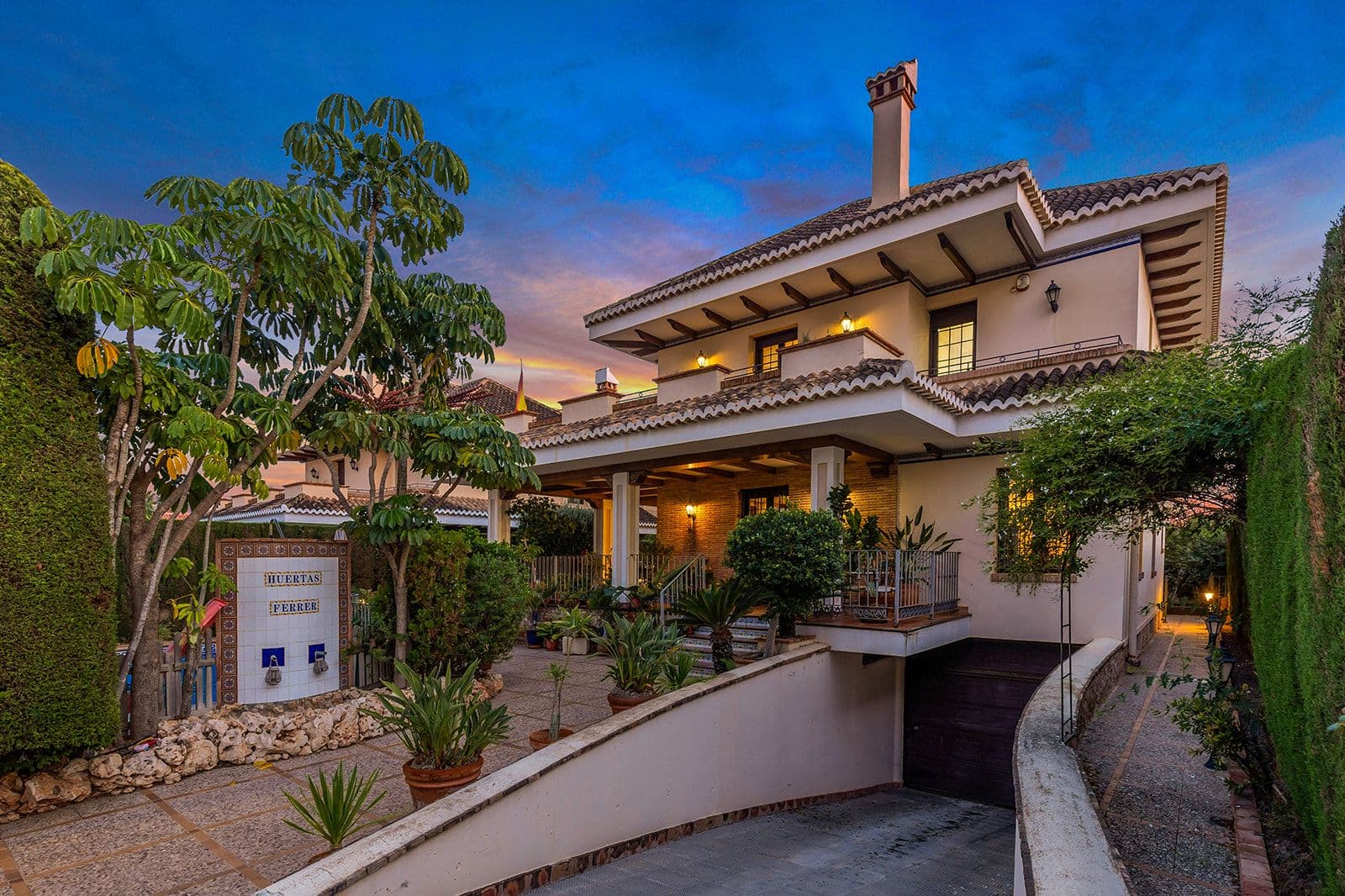 Descubre esta espectacular villa independiente en venta en La Veleta, Torrevieja (Costa Bl Vorschau 3