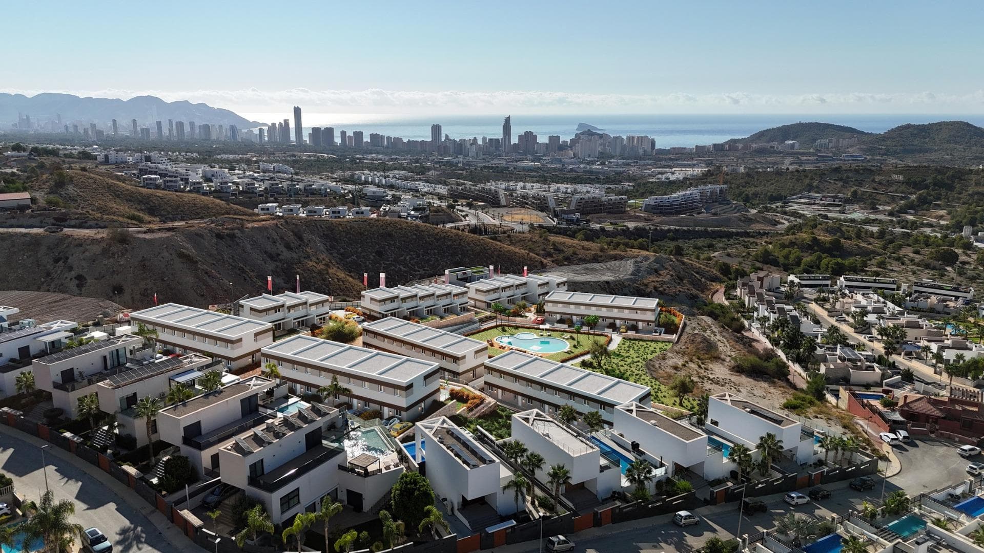 Reihenhaus mit 3 Schlafzimmern zum Verkauf in Balcón de Finestrat, Costa Blanca Moderne Hä Vorschau 2