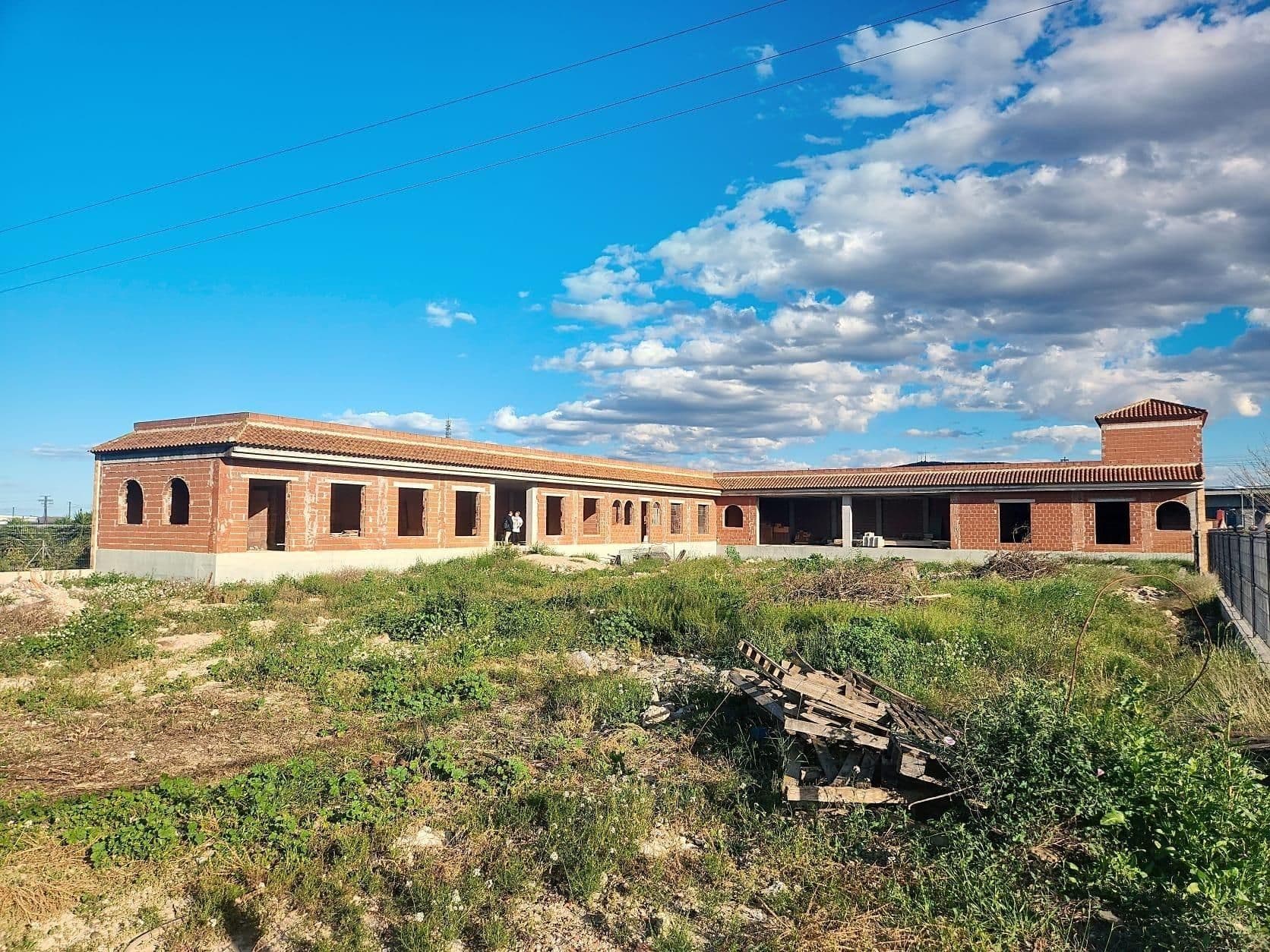 Situado en la Senda Molina, a las afueras de Orihuela ciudad, se vende esta magnifica finc Vorschau 3