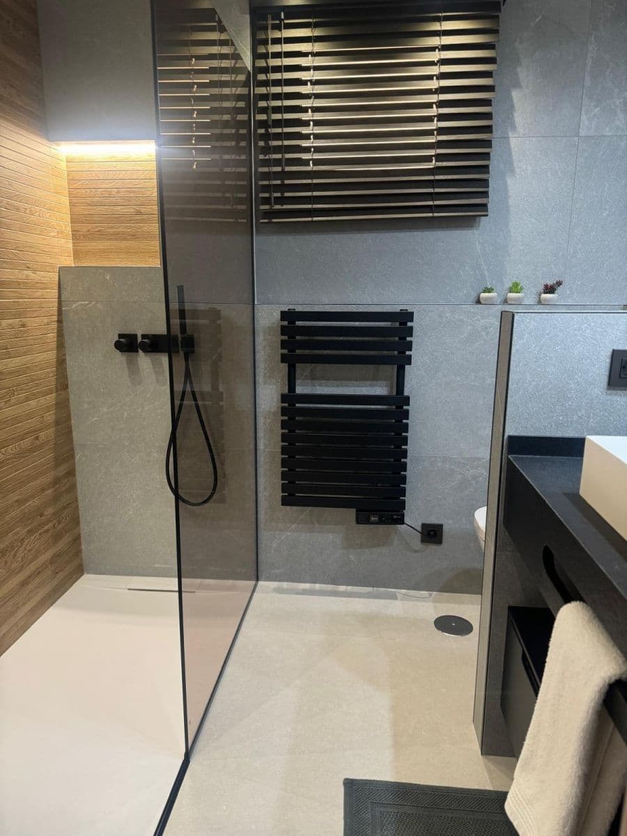 Descubre este espectacular apartamento de dos dormitorios completamente reformado en la co Vorschau 5