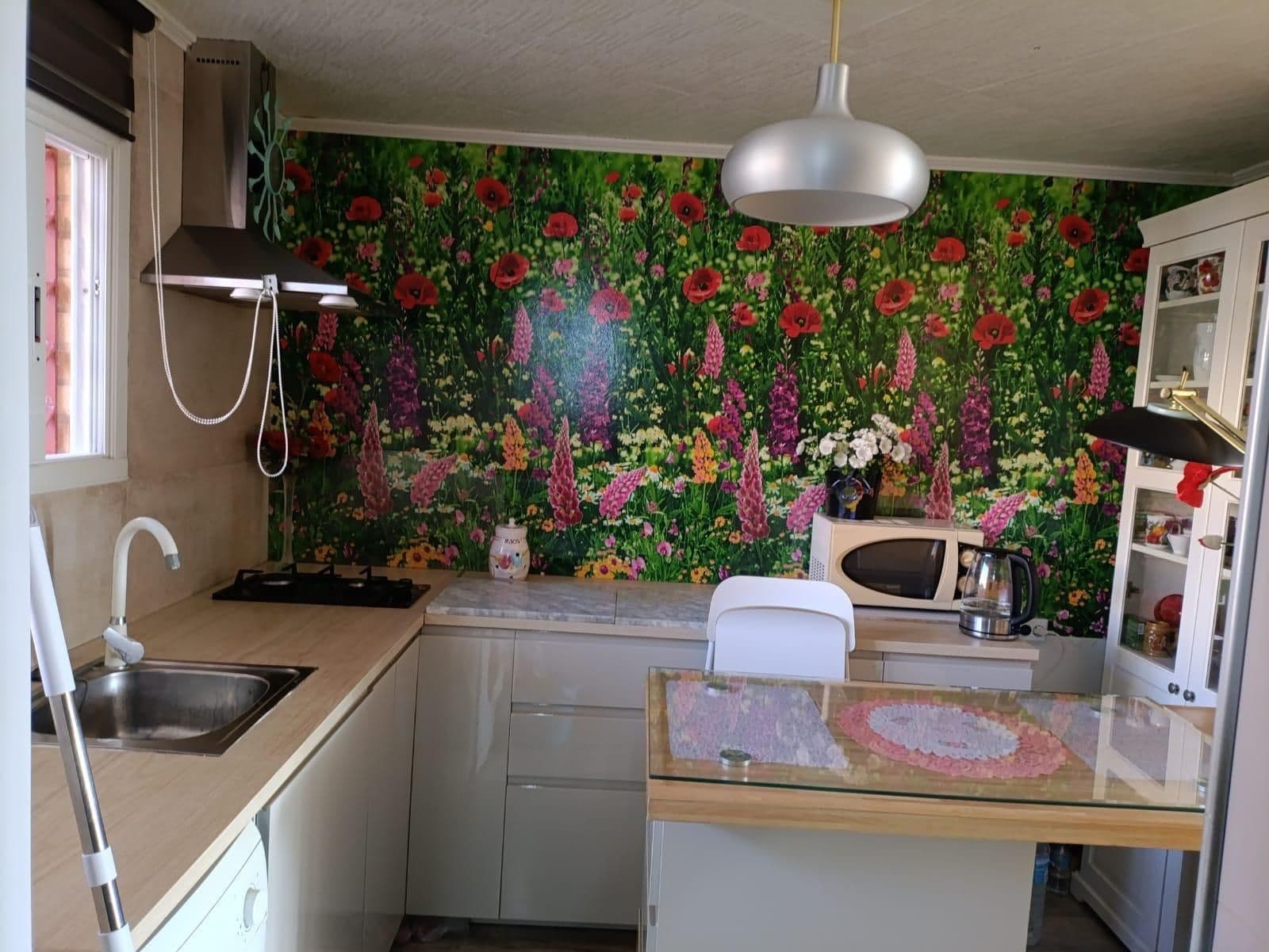 Descubre este encantador apartamento de un dormitorio ubicado en la vibrante ciudad de Tor Vorschau 4