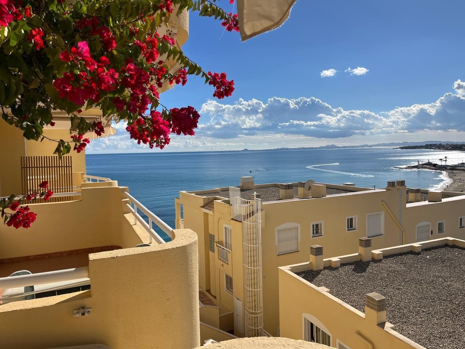 Descubre este espectacular apartamento en la codiciada zona de Aguamarina, Orihuela Costa Vorschau 3