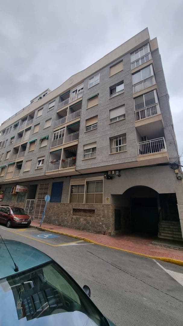 Descubre este espectacular apartamento ubicado en la codiciada zona de Acequión, Torreviej Vorschau 4