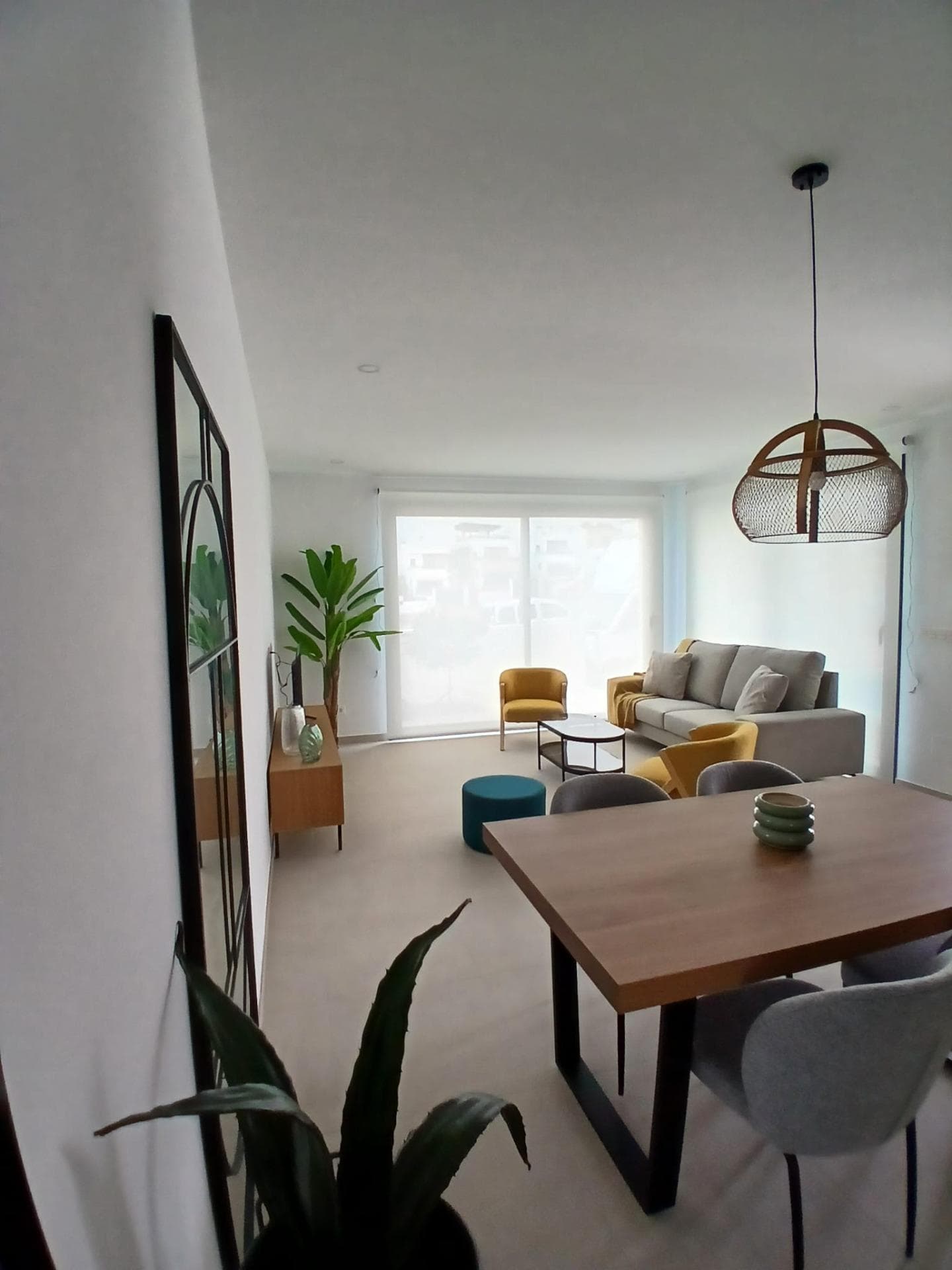 Modernes neu gebautes Reihenhaus mit 3 Schlafzimmern zum Verkauf in Bigastro Vorschau 4