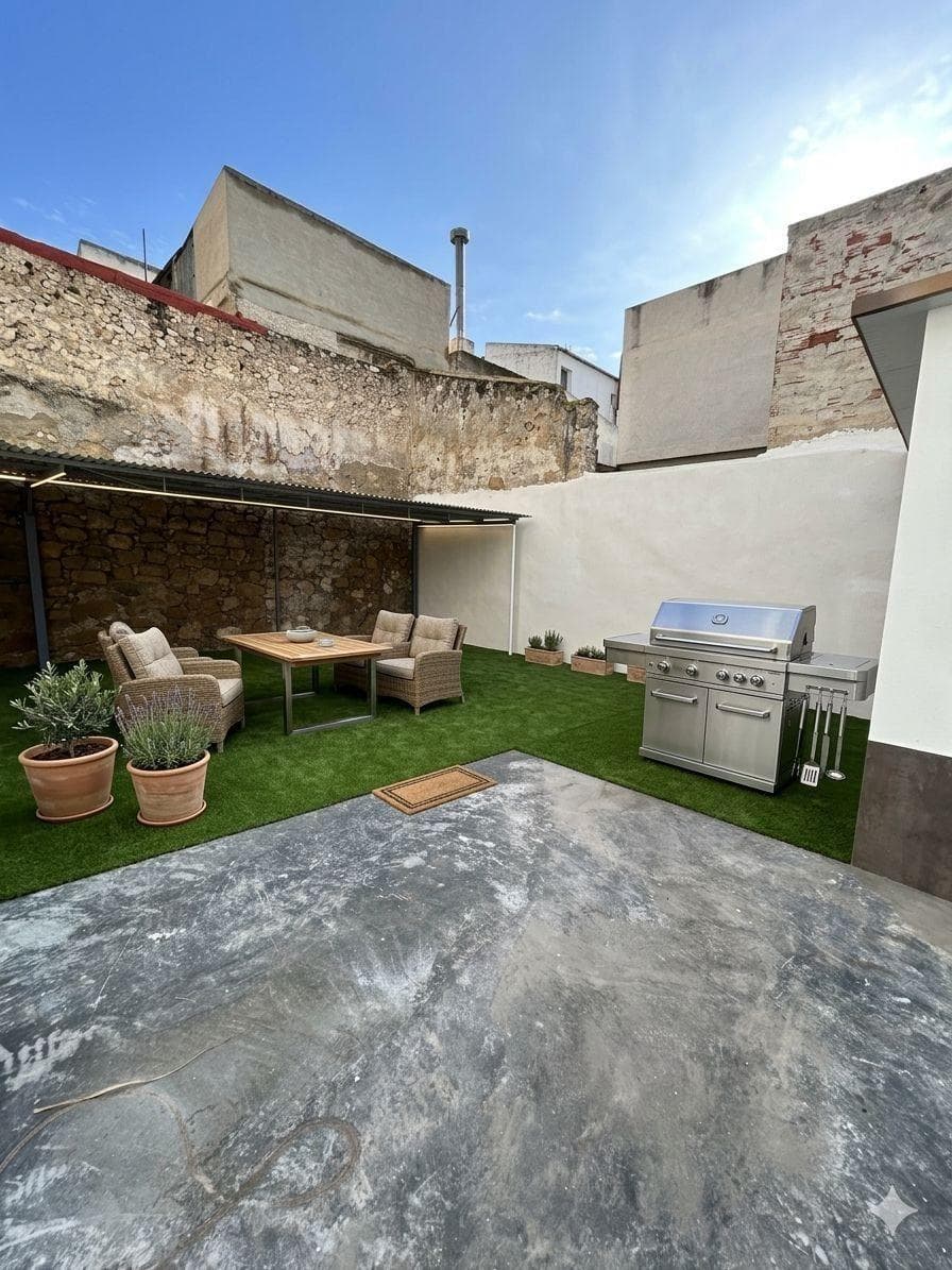 Komplett renoviertes Haus mit großer Terrasse in Hurchillo Entdecken Sie diese Immobilie i Vorschau 2