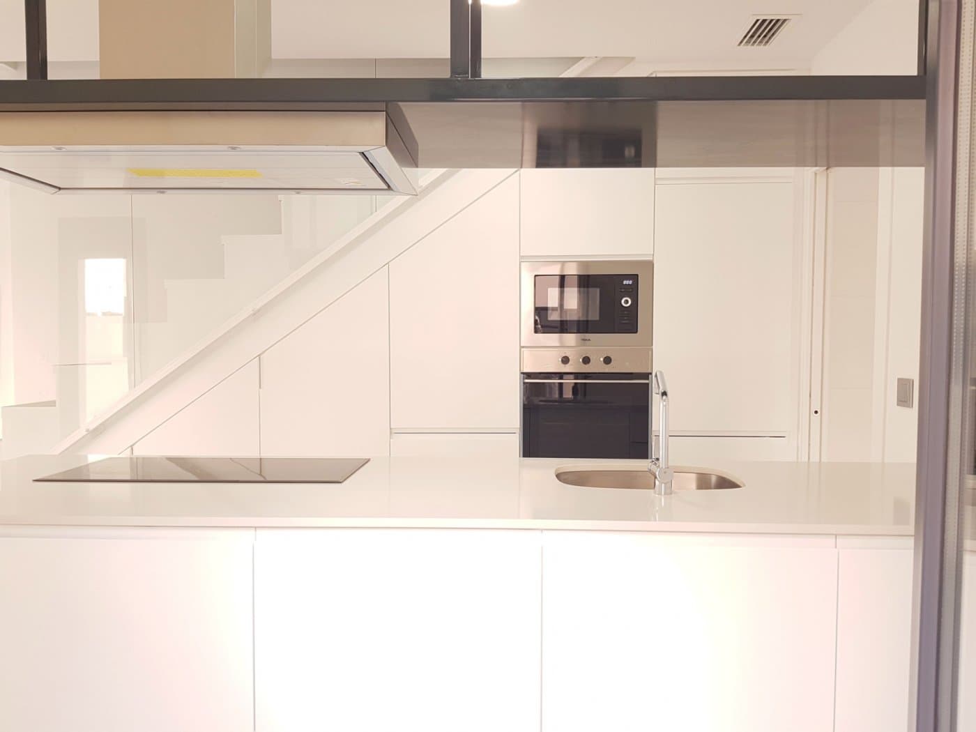 NEUBAU 3 SCHLAFZIMMER VILLEN MIT SCHWIMMBAD IN DAYA NUEVA(ALICANTE) Neubau Villa zum Verka Vorschau 2